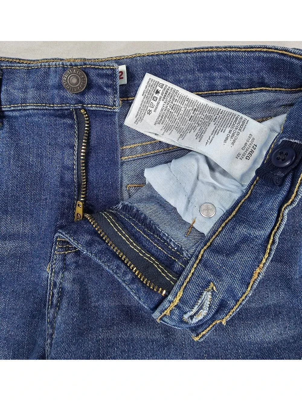Levi's Girls Classic Boot Cut Jeans -E915-M4Q. Size 12 #Americana
